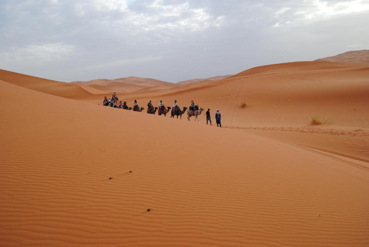 Erg Chebbi Stars Camp Merzouga Exterior photo
